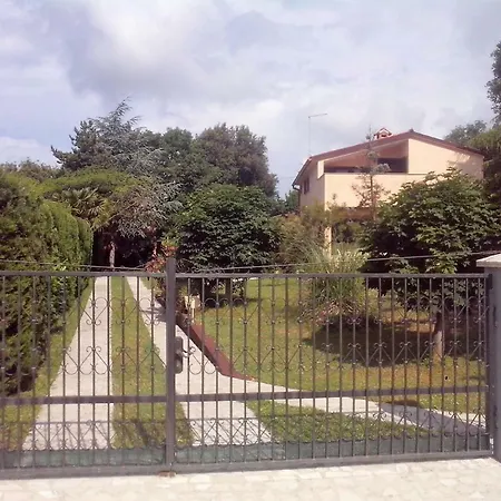 Apartman Dora
